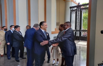 Amb. Abhishek Singh attended the flower offering ceremony at the Panteon Nacional in Caracas on the occasion 60th anniversary of Independence of Trinidad and Tobago. Amb conveyed his greetings to the Amb. Major General (Ret.) Edmund Dillon